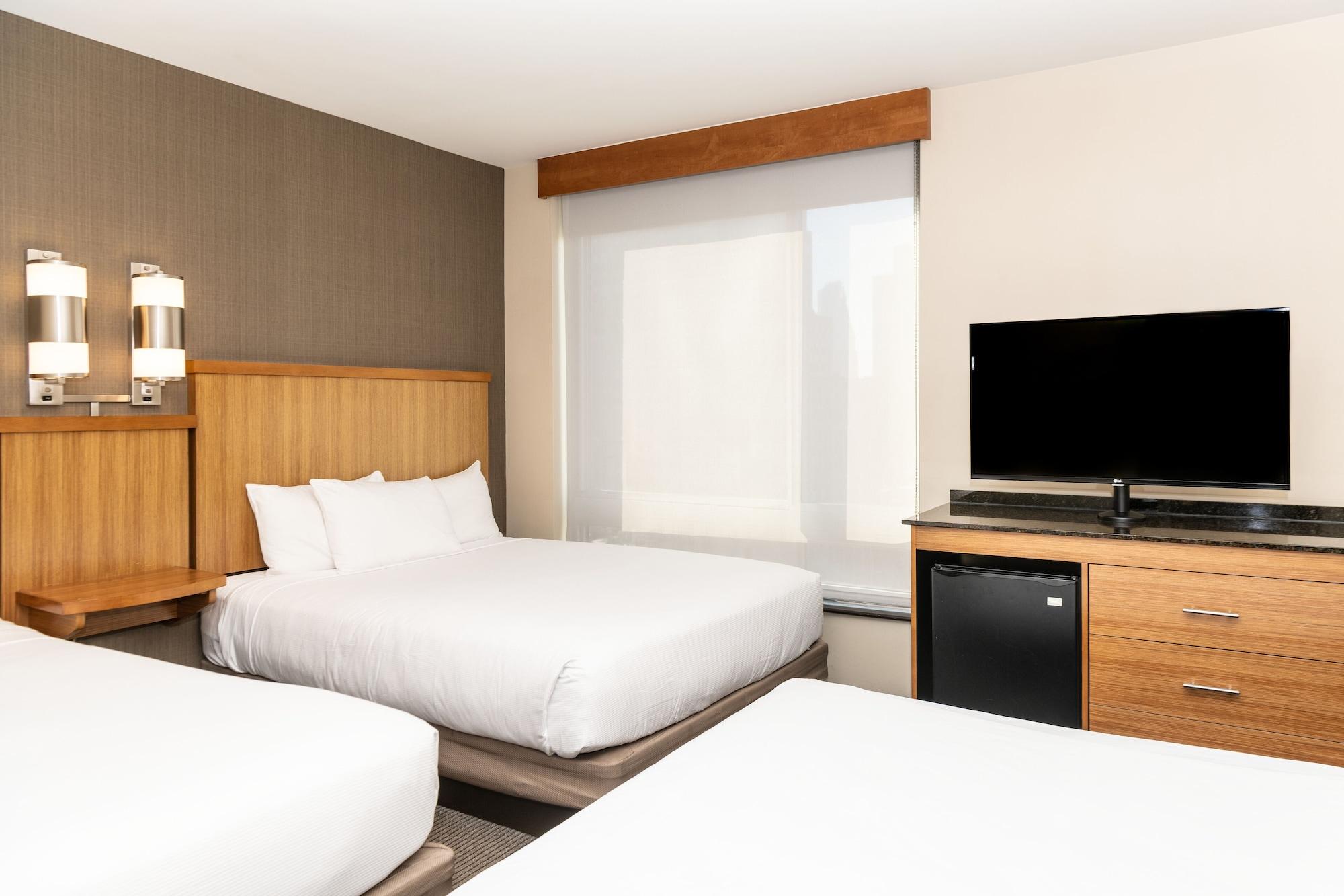 Hyatt Place New York/Midtown-South Exterior photo